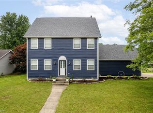 209 Beachwood Dr, Youngstown, OH