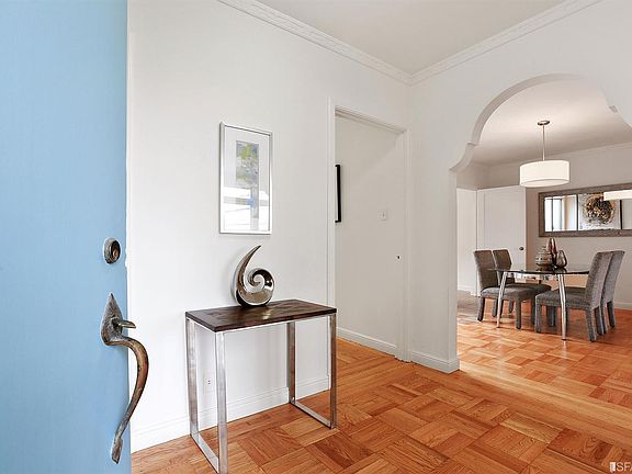3rd image of 2627 Lawton St