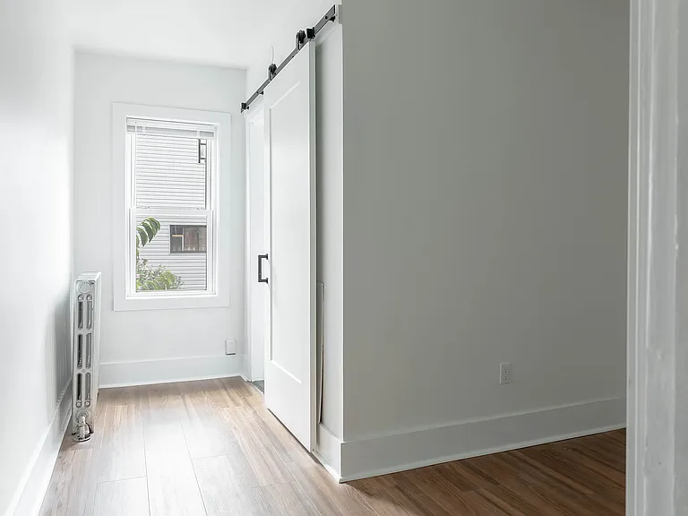 5224 Carnegie St — Photo 10