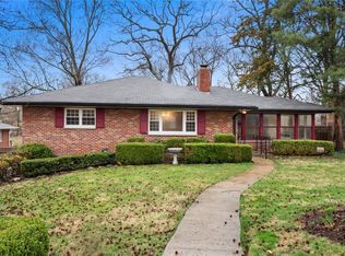 9 Coverly Ln, Saint Louis, MO 63126
