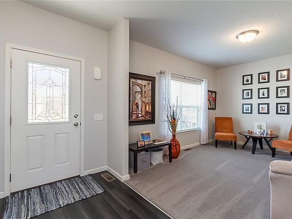 4th image of 182 Southend Sq