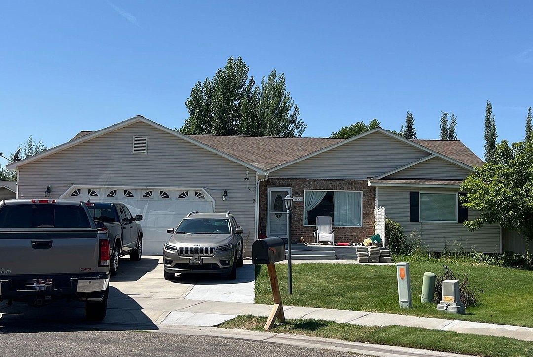 433 Snake River Cir, Rigby, ID 83442 | Zillow