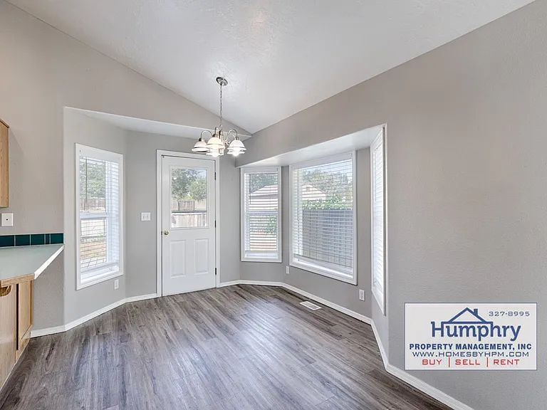 1244 W Greenhead Dr — Photo 6