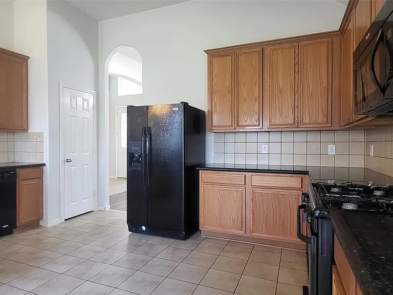 24818 Mason Trail Dr — Photo 4