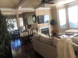 8153 N Cedar Ave, Fresno, CA 93720