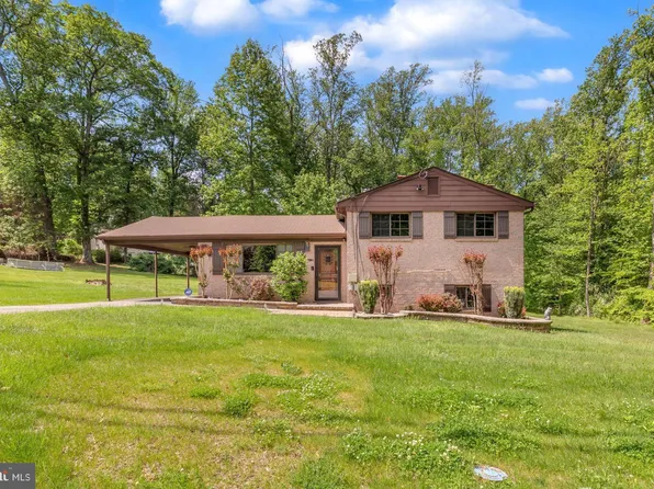 7509 Glade Dr, Fort Washington, MD 20744