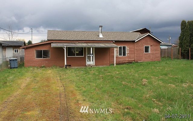 1st image of 240 N Natches Street