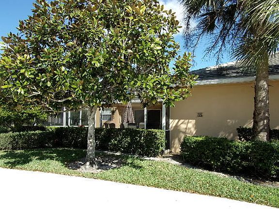 2nd image of 1223 NW Sun Terrace Circle #A