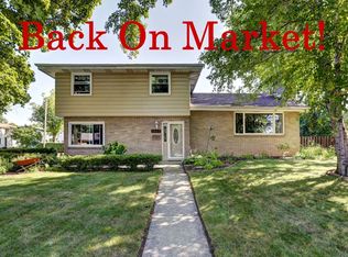 1420 S Riverdale Dr, Appleton, WI 54914