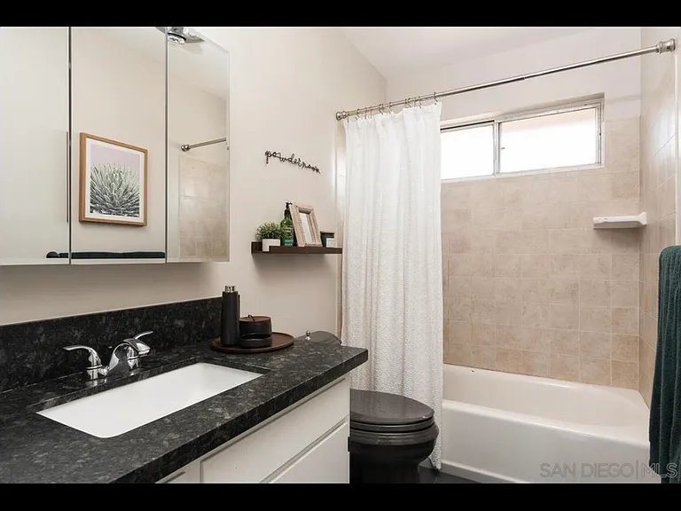4560 Maple Ave #223 — Photo 8
