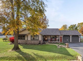 574 S Meadow Lane East Dr, Frankfort, IN 46041
