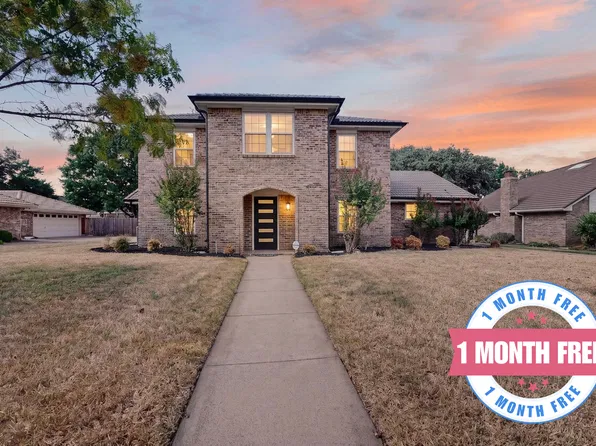 30 Crestwood Dr, Trophy Club, TX 76262
