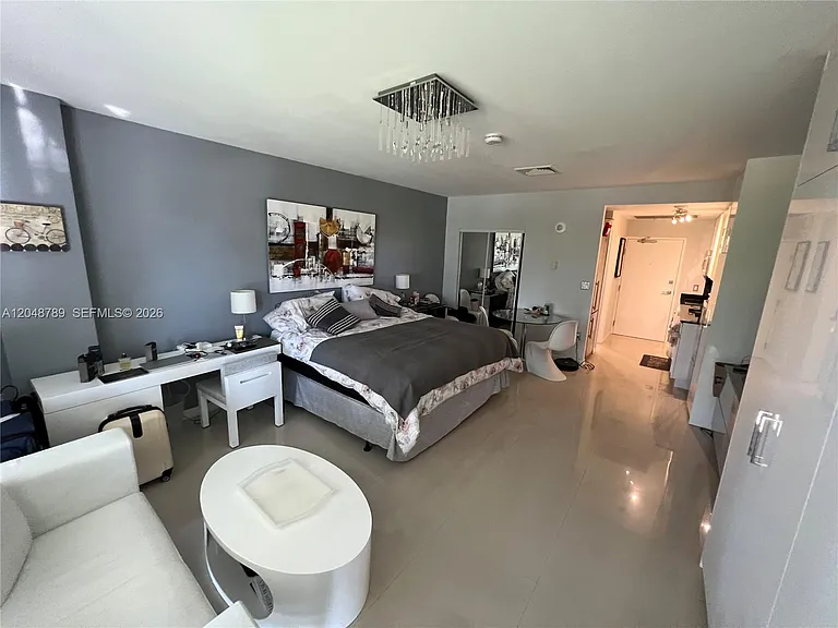 10275 Collins Ave #112 — Photo 25