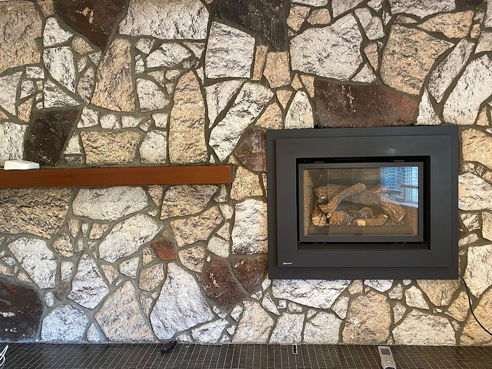 Cozy Gas Fire Place!