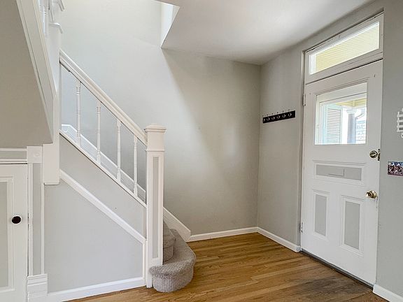 2nd image of 2934 Champa St #R