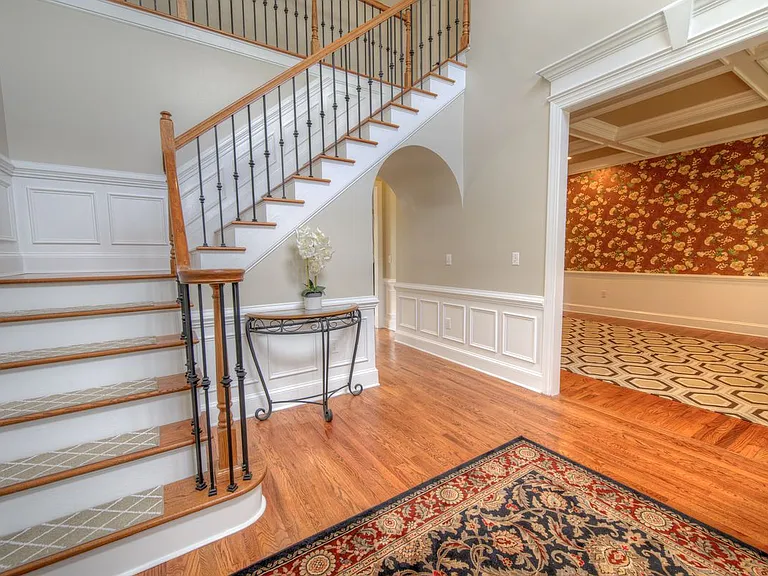 3771 Waterford Dr — Photo 8