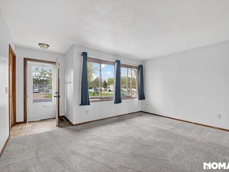 2118 140th Ln NW — Photo 9