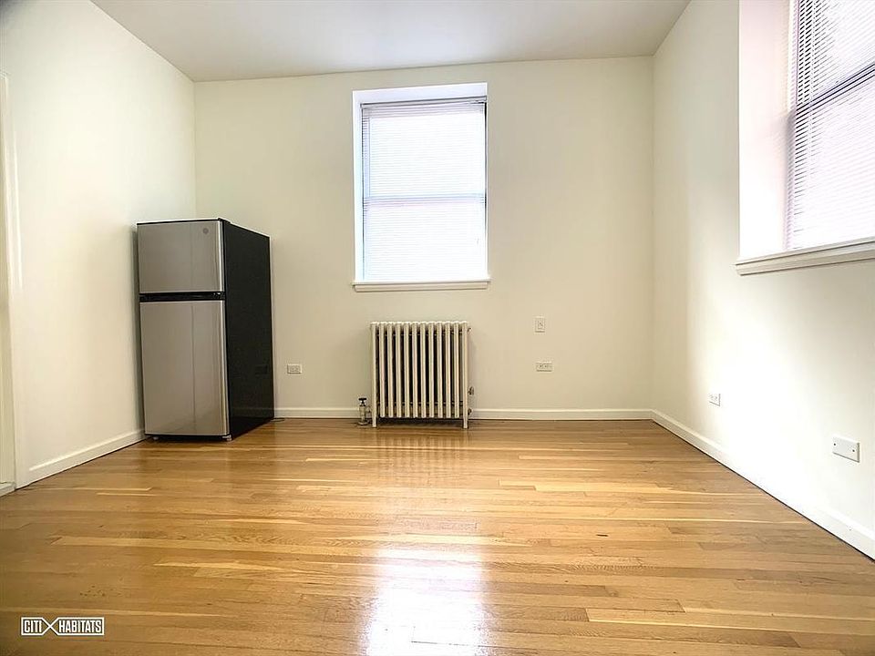 1st image of 3121 29th St APT 1H