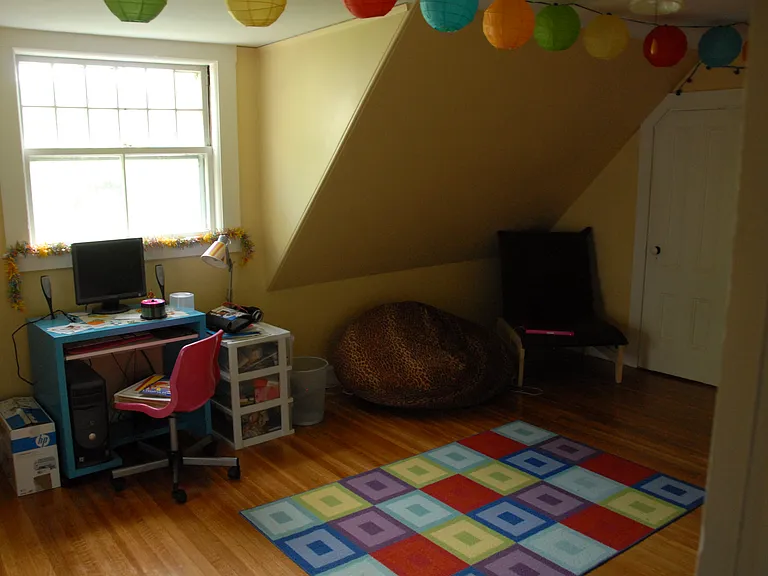 440 Boylston St — Photo 8
