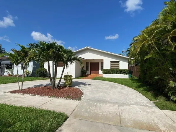 3715 SW 60th Pl, Miami, FL 33155