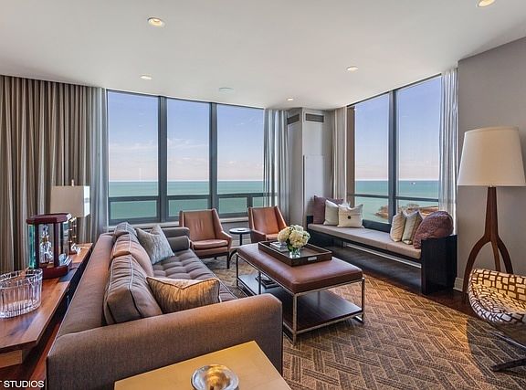 3rd image of 600 N Lake Shore Dr APT 1811