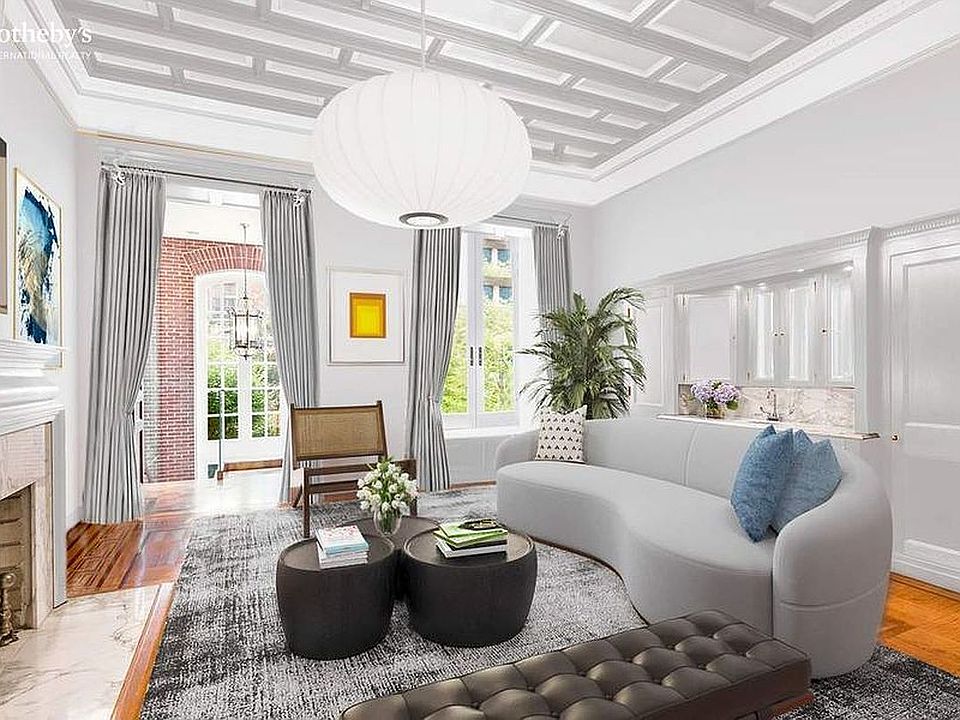 1st image of 37 W 74th St