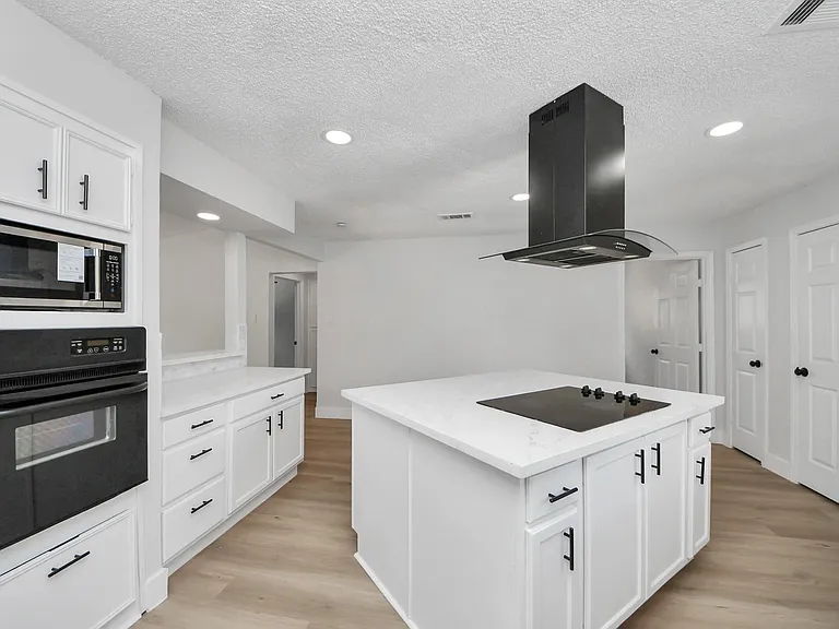 7427 Willow Oak Dr — Photo 29