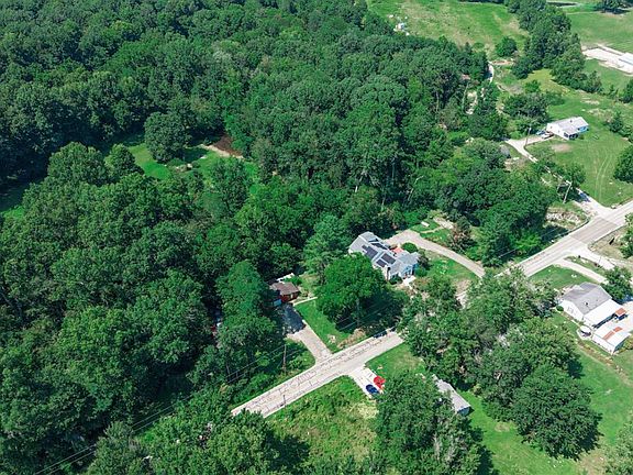 3rd image of 3560 Starling Rd
