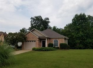 705 Waverly Pl, Opelika, AL 36801