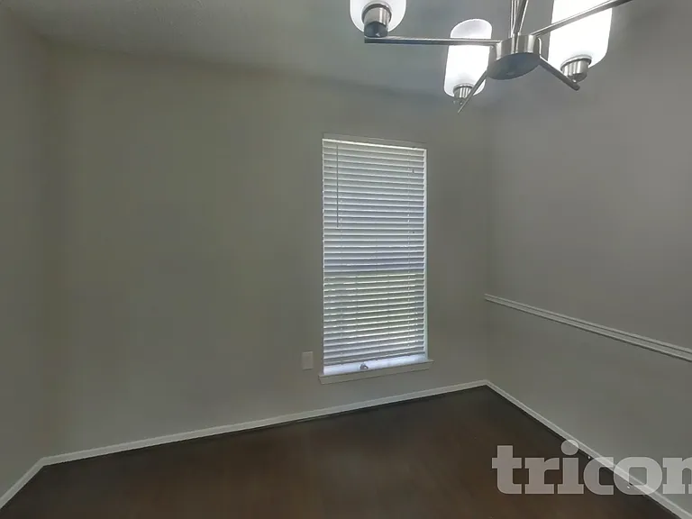 17719 Glenpatti Dr — Photo 3