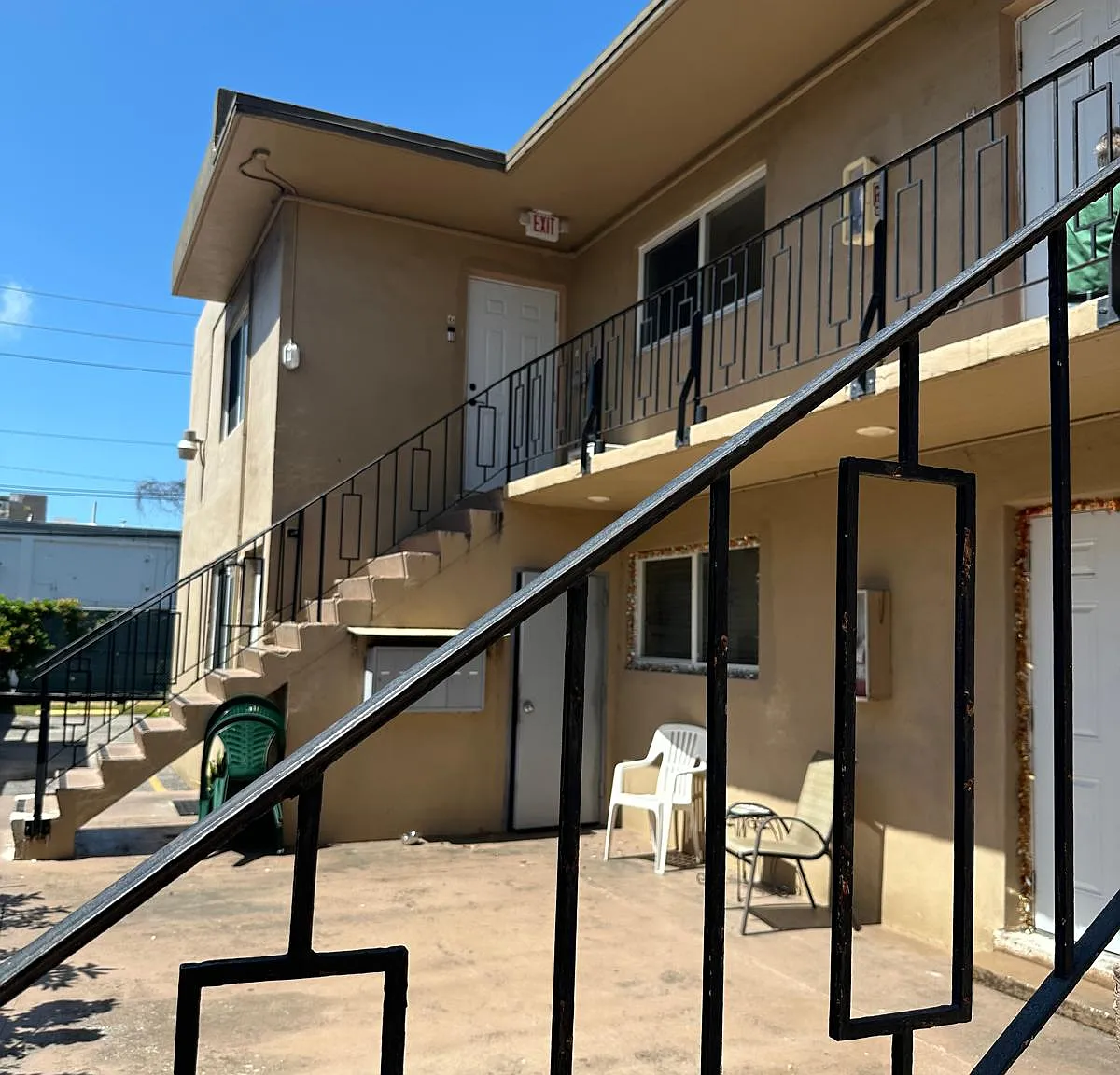 2 bed, $2,000 — Photo 3