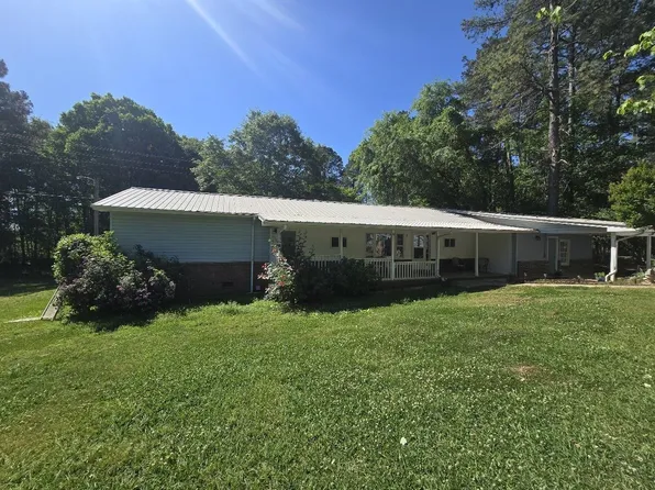 323 Burnt Gin Rd, Gaffney, SC 29340