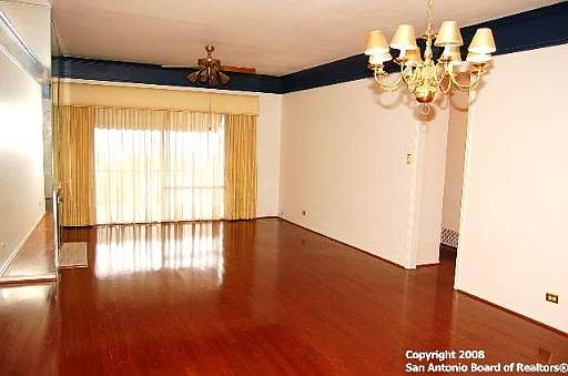 4th image of 7709 Broadway St #324