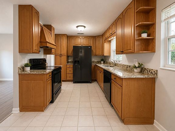 3rd image of 251 S 3rd St