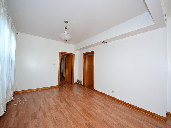 2nd image of 4505 S Rockwell St #1F