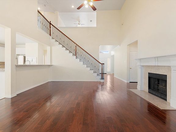 4th image of 8424 High Meadows Dr