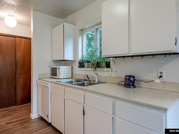 5th image of 4425 Julep St