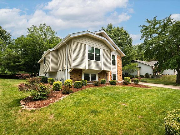 2nd image of 16815 Babler View Dr