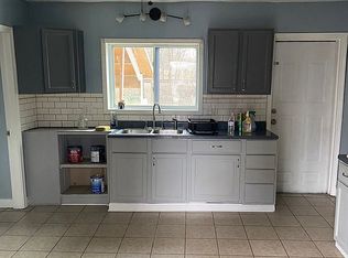 650 Mill St, Amherst, OH 44001