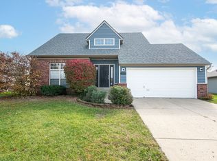 1945 Declaration Dr, Greenfield, IN