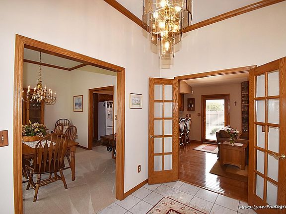 4th image of 1630 Kenilworth Pl