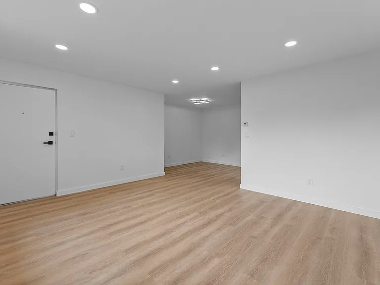 313 Grantwood Blvd #6 — Photo 6