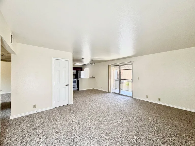 5281 River Glen Dr #222 — Photo 32