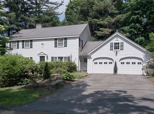5 Old English Rd, Worcester, MA 01609
