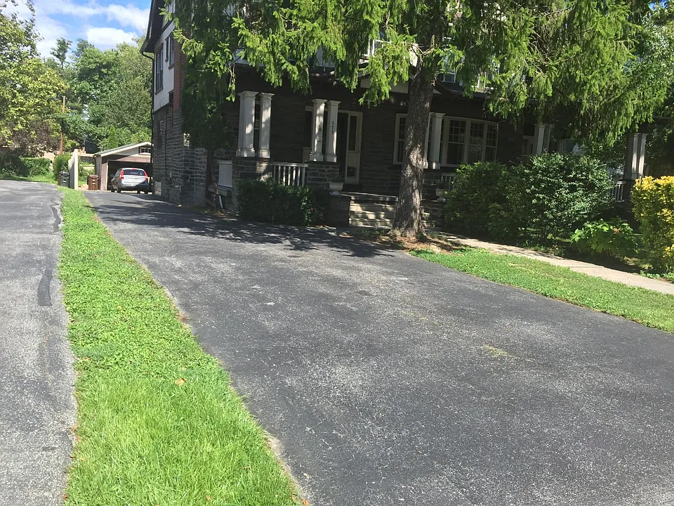 Driveway to park in the back