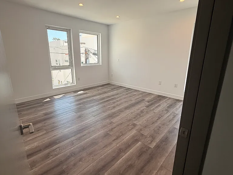 Casa Pacifica — Photo 52