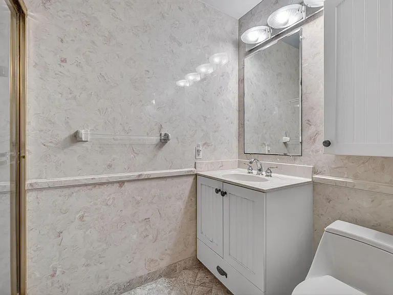 1630 Seaway Dr #304 — Photo 30