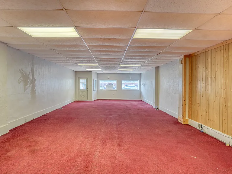 Elevate your living experience at Four Eight Group, where spacious interiors and vibrant surroundings await. Enjoy the perfect blend of comfort and convenience. Schedule your tour today and see what awaits you!