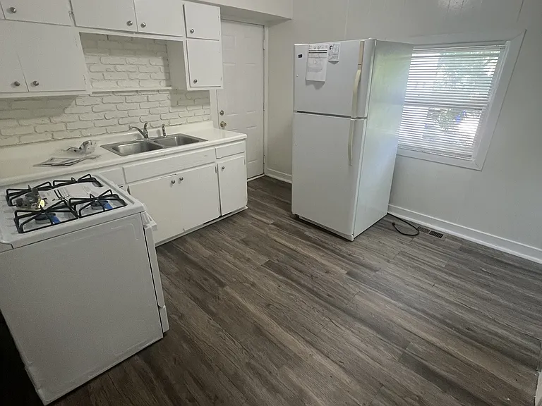 948 Euclid St #1 — Photo 4