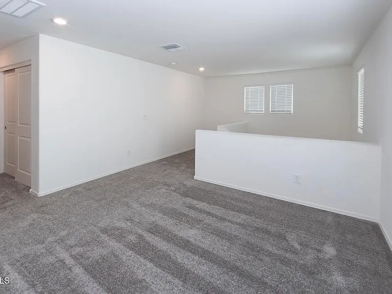 7243 N 125th Dr — Photo 31